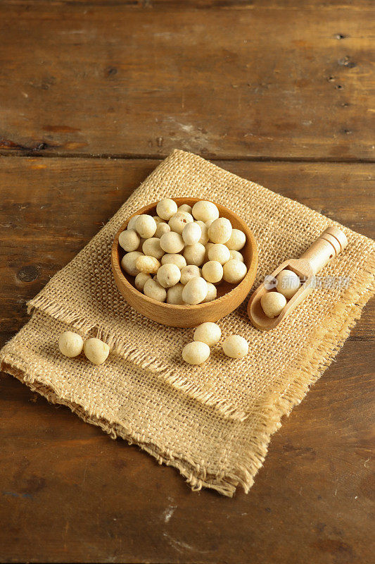 Kacang Atom，用印度尼西亚的面粉加工传统花生